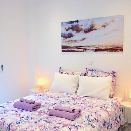 Central, Bright Apt In Athens Near Metro エクステリア 写真