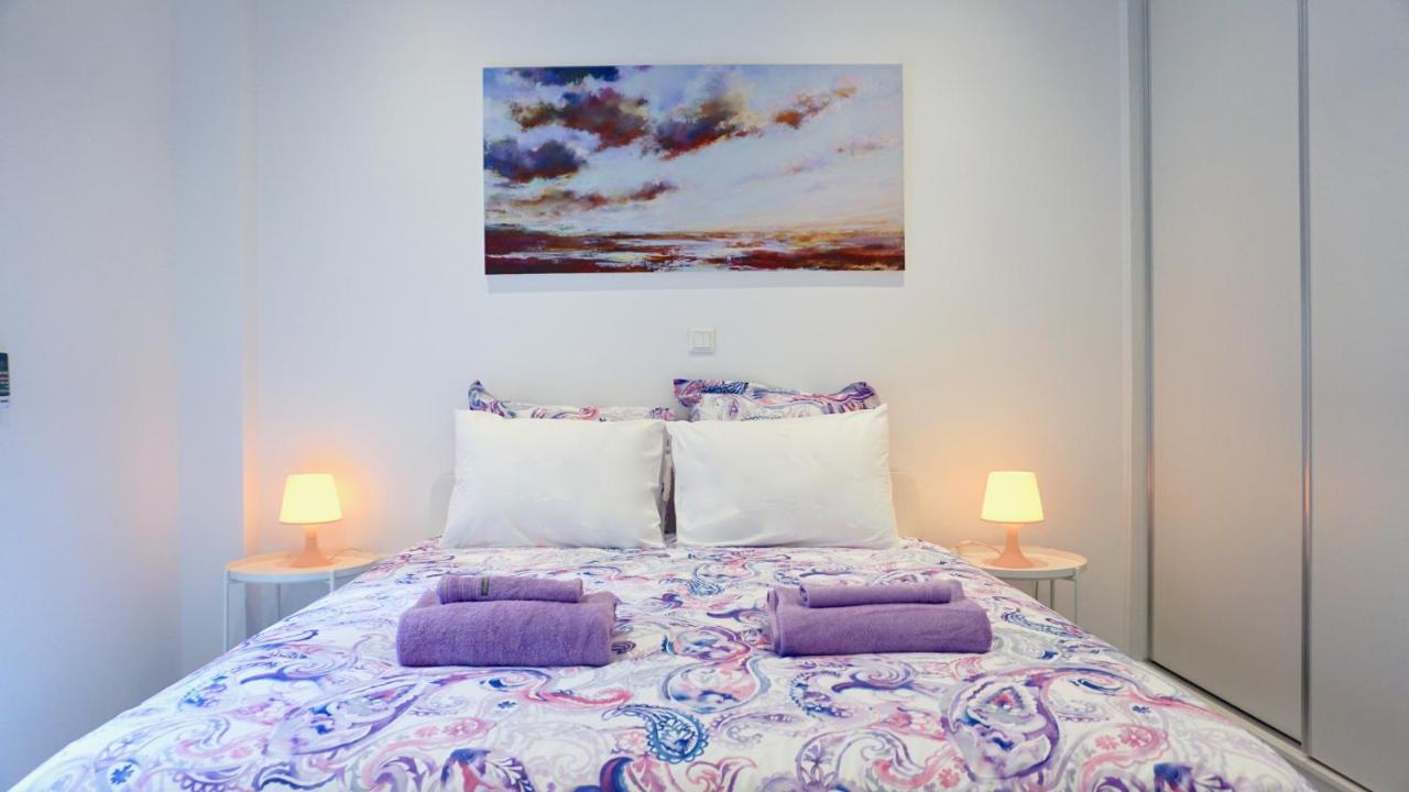 Central, Bright Apt In Athens Near Metro エクステリア 写真