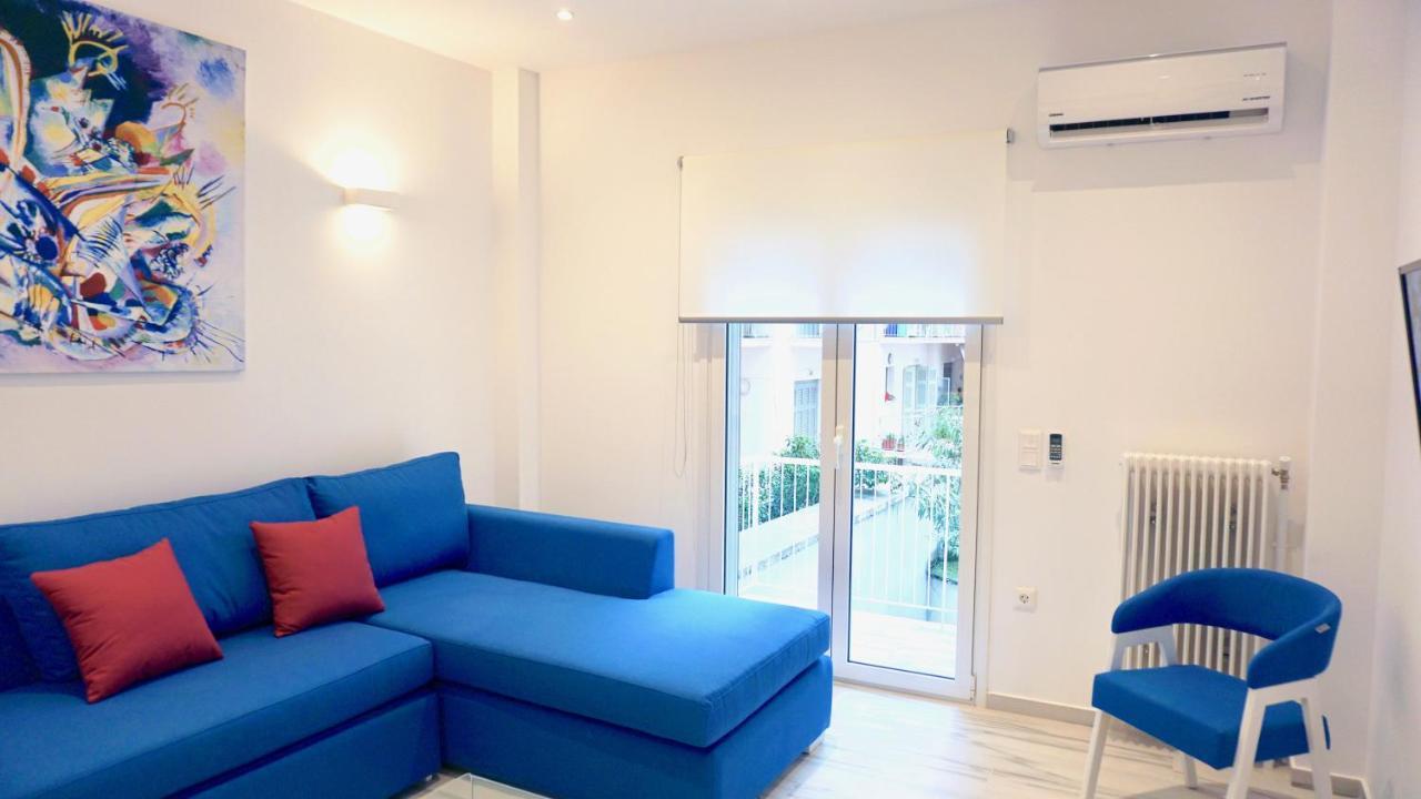 Central, Bright Apt In Athens Near Metro エクステリア 写真